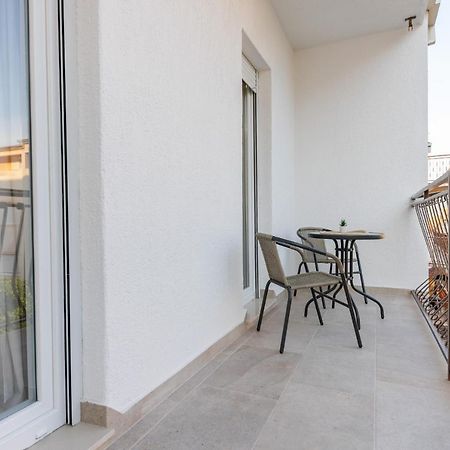 Studio Apt Breeze Split Exterior photo